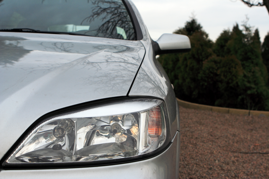 Cleaning Headlights with Bar Keepers Friend