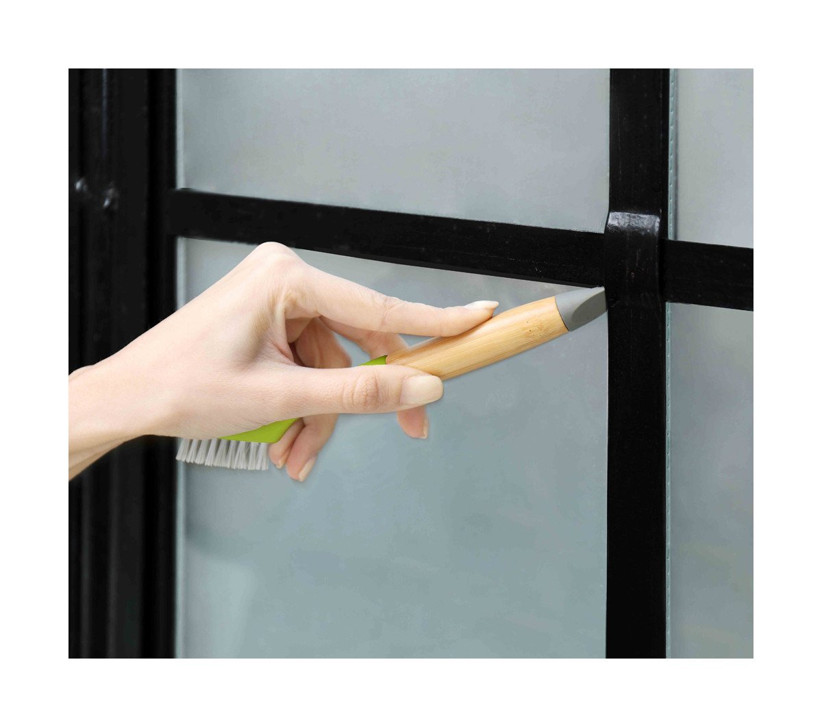 Full Circle Micro Manager Detail Brush