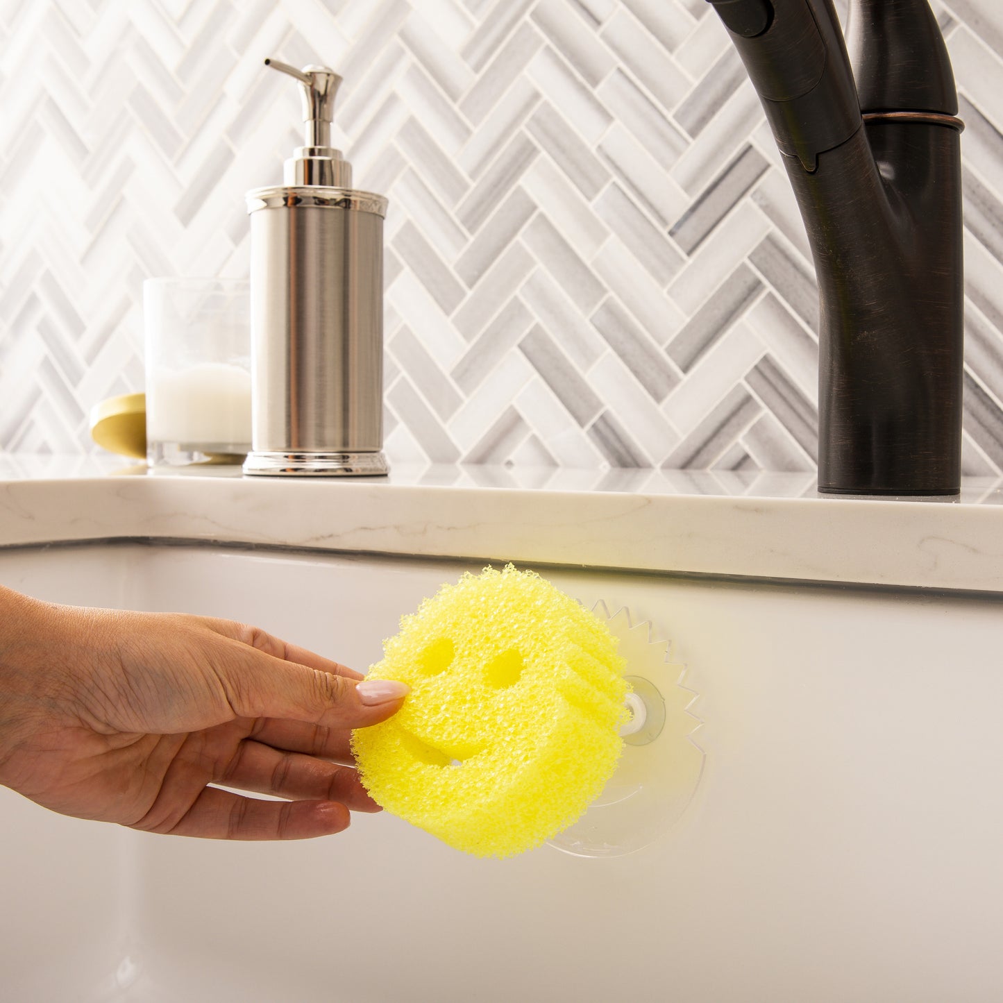 Scrub Daddy Caddy